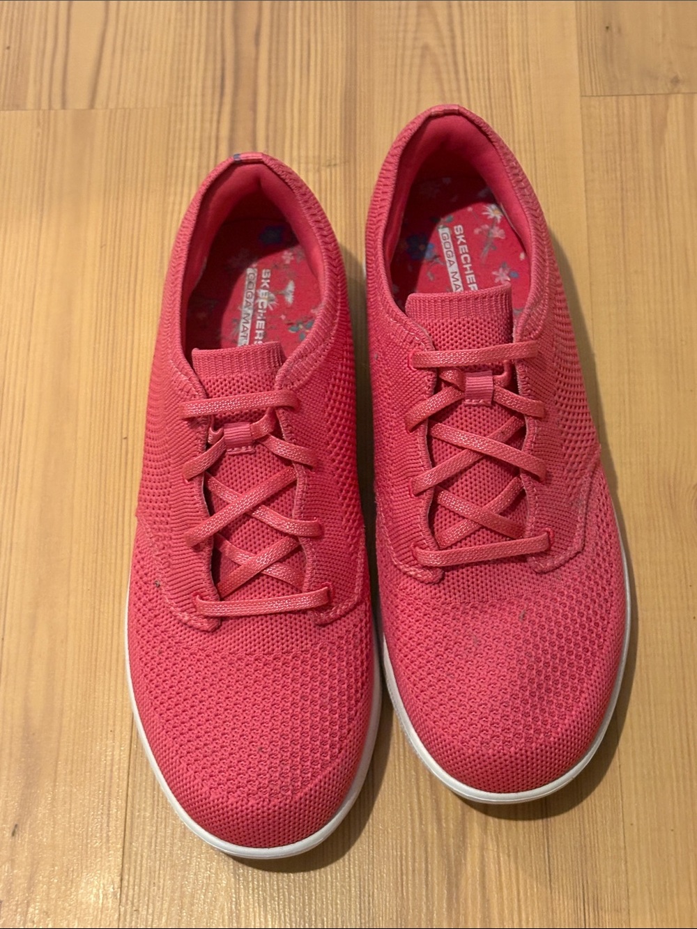 Skechers Goga Mat Women's Pink Knit Sneakers